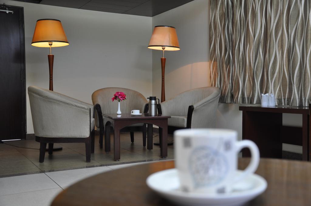 Hotel Shaans Tiruchirappalli Chambre photo